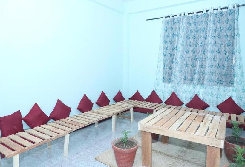 호텔 The Kasol Villa