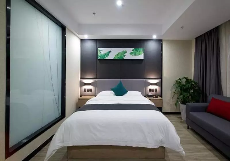 Hotelli Up And In Hubei Xianning Tongshan County Building Material Market