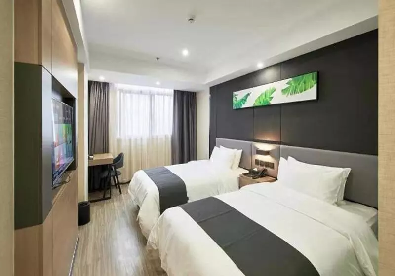 Hotelli Up And In Hubei Xianning Tongshan County Building Material Market