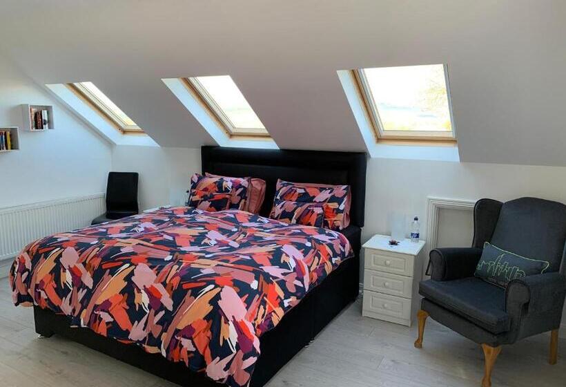 Milltown Lough Eske Bed & Breakfast