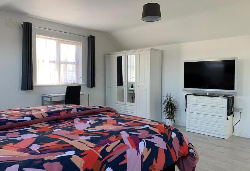 Milltown Lough Eske Bed & Breakfast