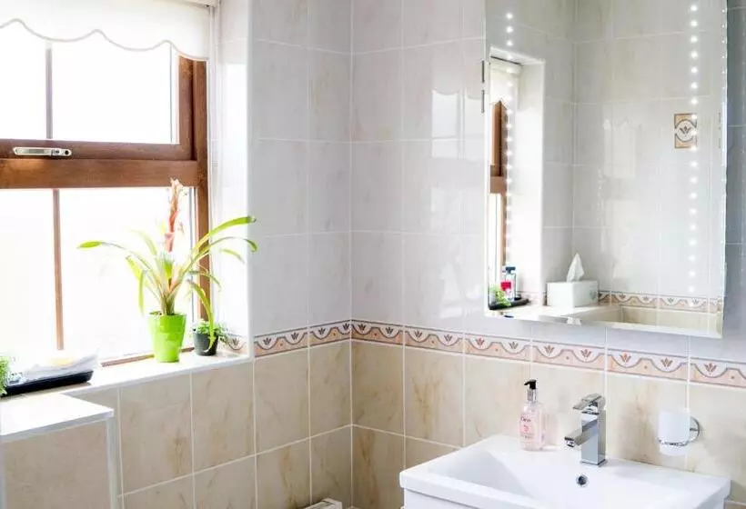 Milltown Lough Eske Bed & Breakfast