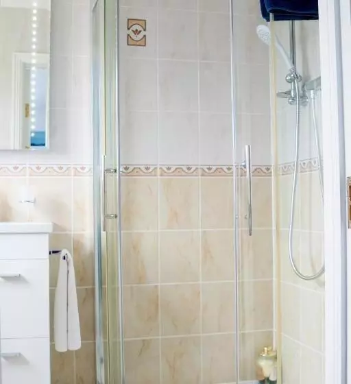 Milltown Lough Eske Bed & Breakfast