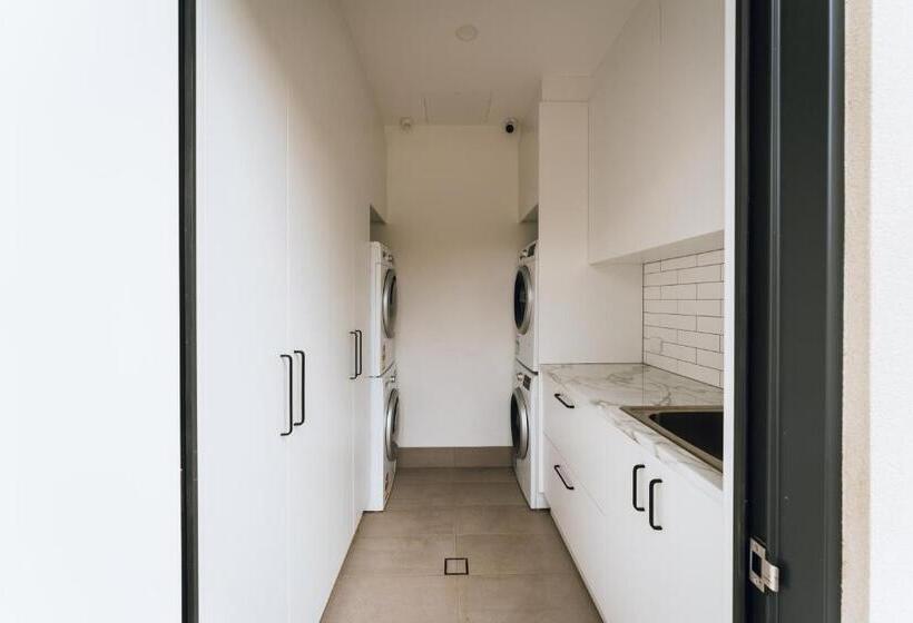 汽车旅馆  Aberdeen Lane