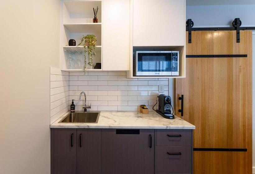 汽车旅馆  Aberdeen Lane