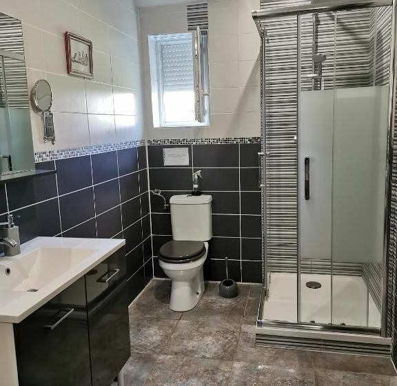 بنسيون La Longère De Mina