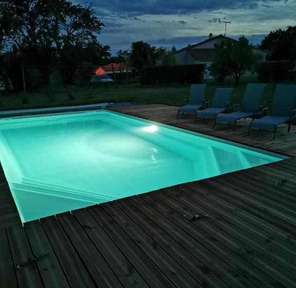 بنسيون La Longère De Mina