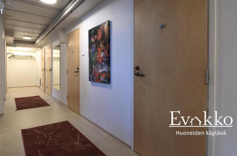 פנסיון Matkustajakoti Evakko