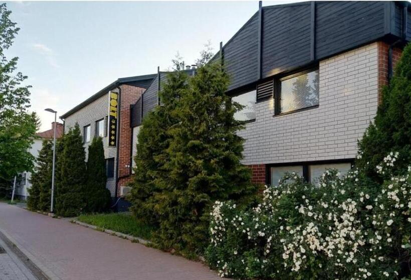 פנסיון Matkustajakoti Evakko