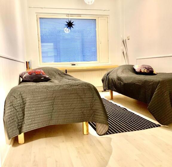 פנסיון Matkustajakoti Evakko