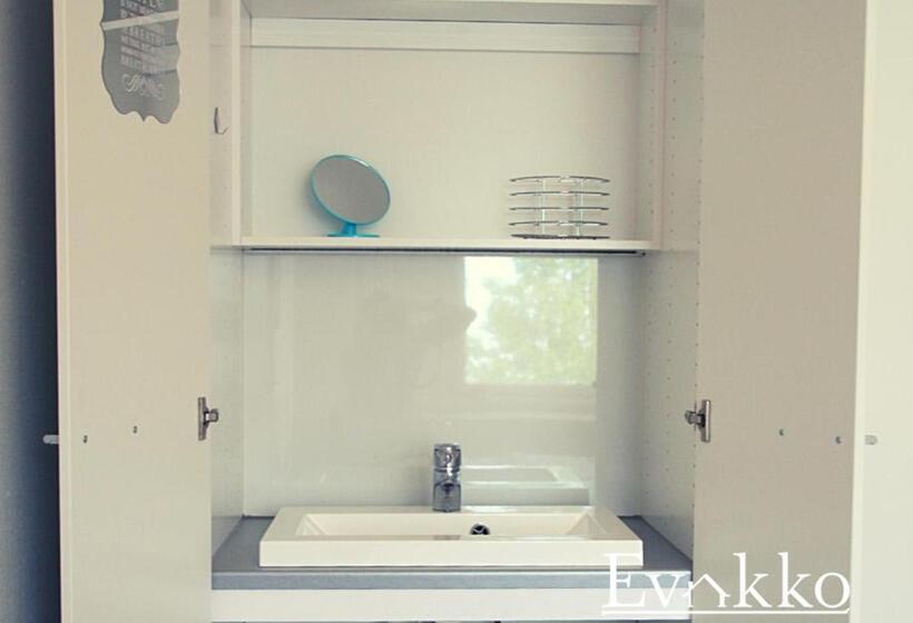 פנסיון Matkustajakoti Evakko