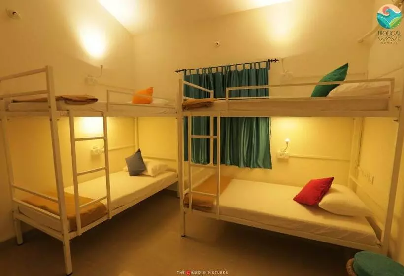 Tropical Wave Hostel Morjim Goa