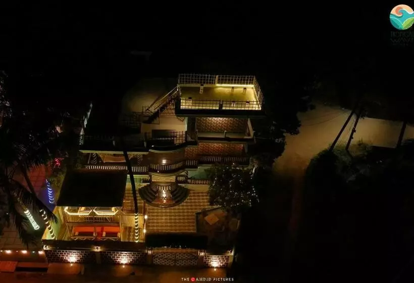 Tropical Wave Hostel Morjim Goa