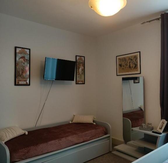 住宿加早餐  La Morgiane