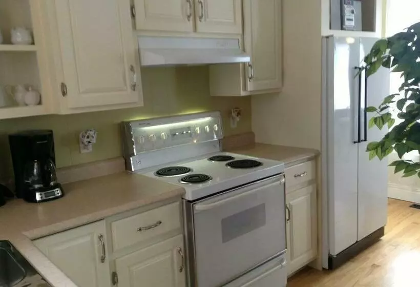 ベッドアンドブレックファースト Le Gîte Du Coteau