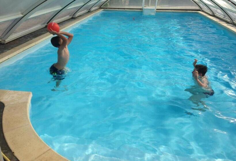 مبيت وإفطار Le Jardin Adele