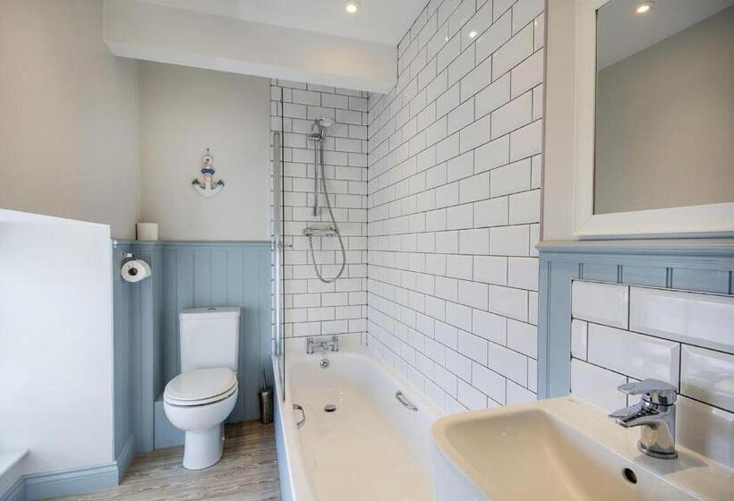 Nocleg ze śniadaniem Plume Of Feathers