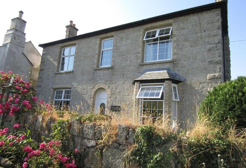 مبيت وإفطار Treganoon House, Lanlivery