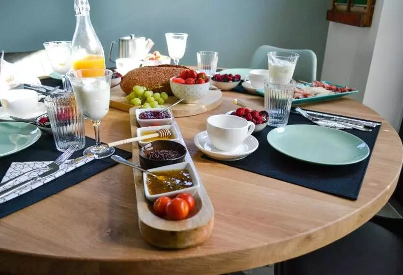 Aamiaismajoitus (B&B) Zeeuws Kot