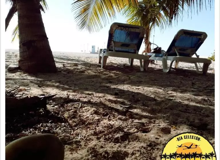 Hotelli Cabañas Camping Ria Celestun