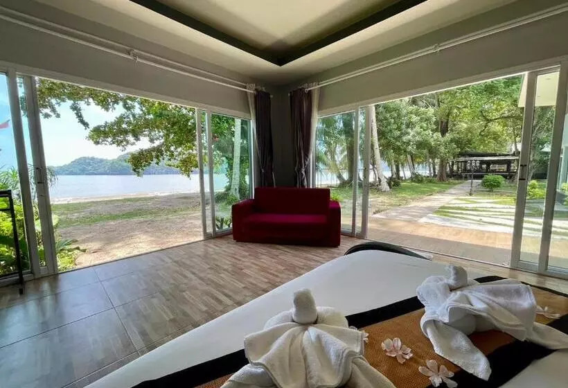 Pak Nam Resort