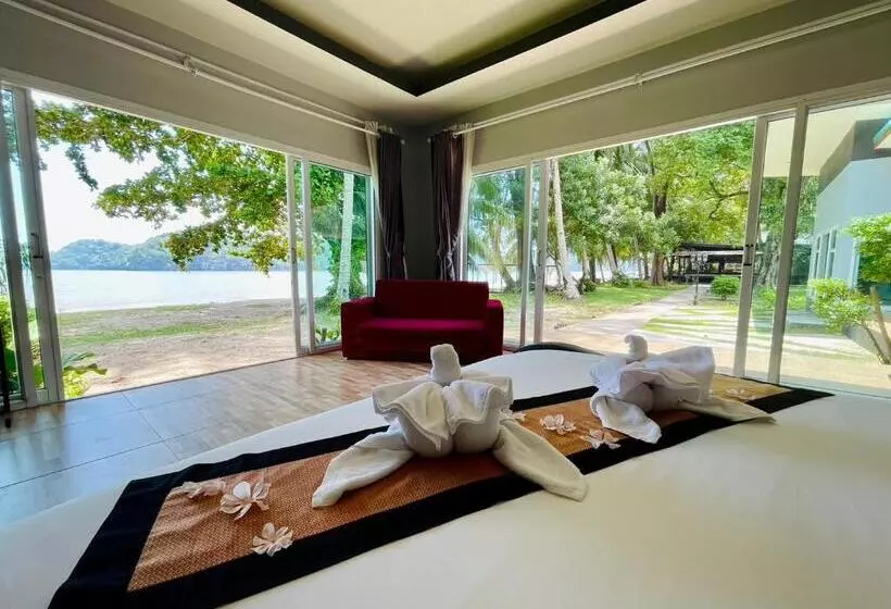 Pak Nam Resort