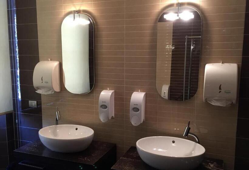 پانسیون Bergamo Center Rooms