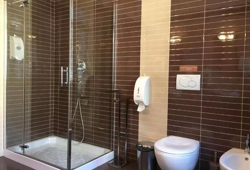 پانسیون Bergamo Center Rooms