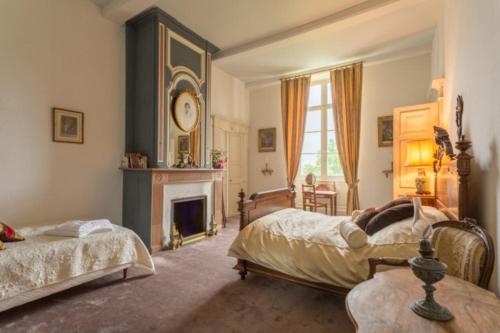 ペンション Chateau D Estrac