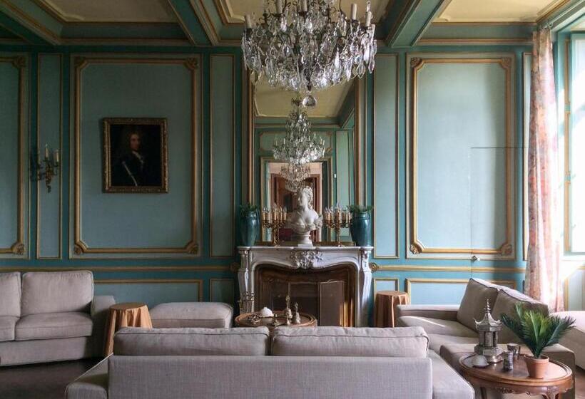 ペンション Chateau D Estrac