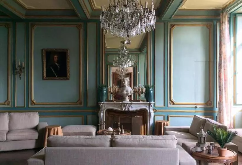 Majatalo Chateau D Estrac