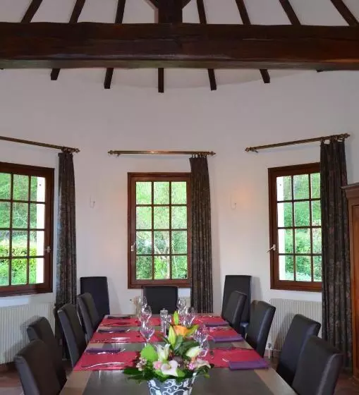 ペンション Le Domaine Des Terres Du Thil