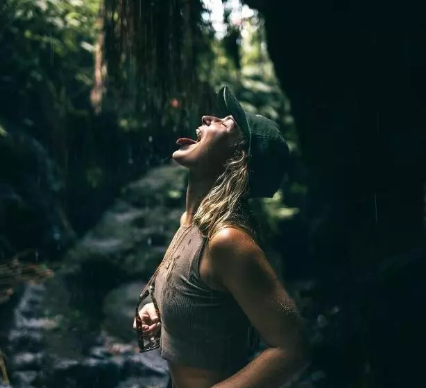 ペンション Pondok Tetebatu Cottages And Cafe