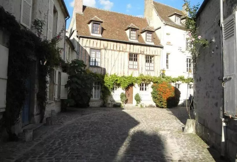 Majatalo Relais De La Haute Pommeraye