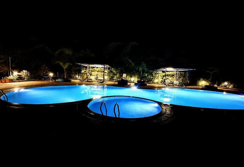 منتجع Tathastu Kanha