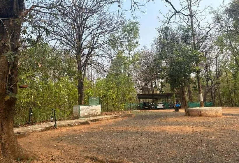 Lomakeskus Tathastu Kanha