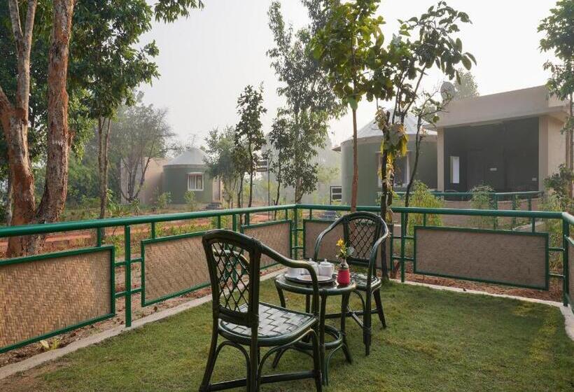 منتجع Tathastu Kanha