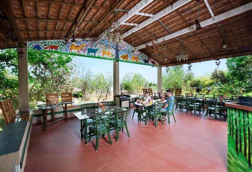 منتجع Tathastu Kanha