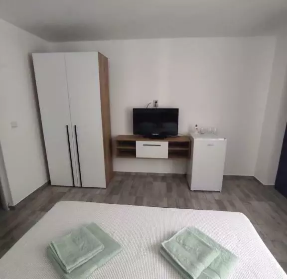 ペンション Rio Rooms