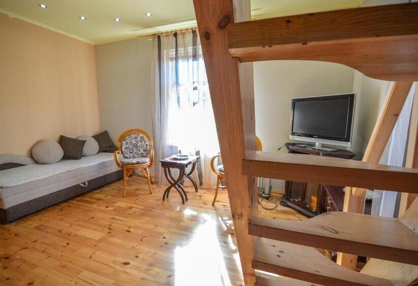 پانسیون Villa Magonīte