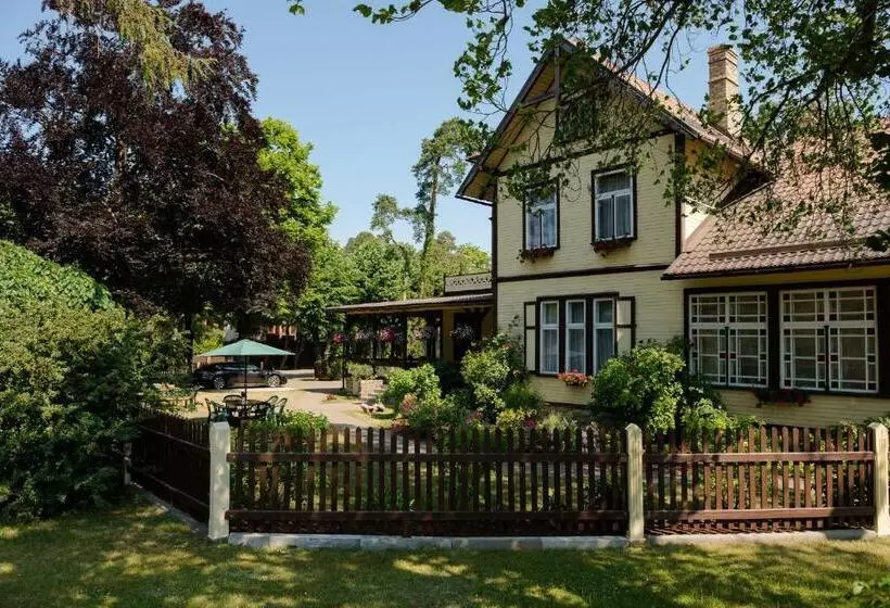 پانسیون Villa Magonīte