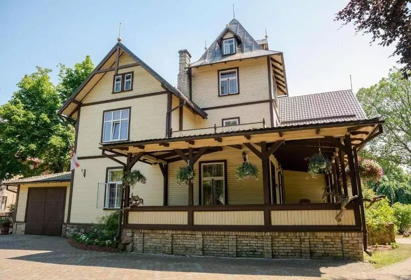 پانسیون Villa Magonīte