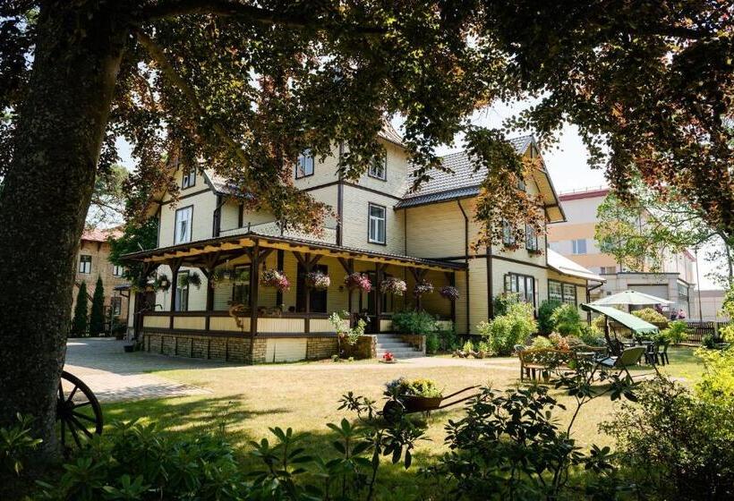 پانسیون Villa Magonīte