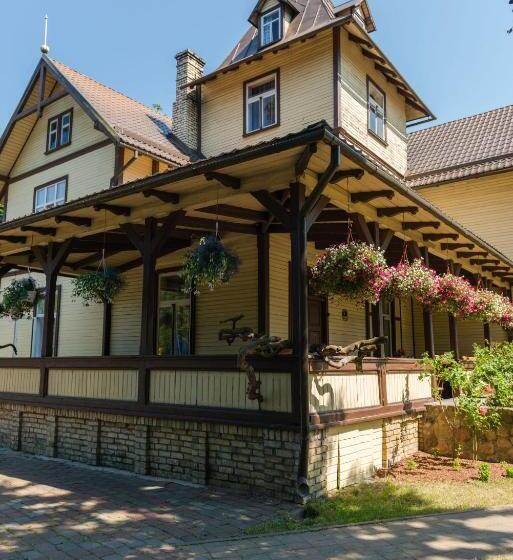 پانسیون Villa Magonīte