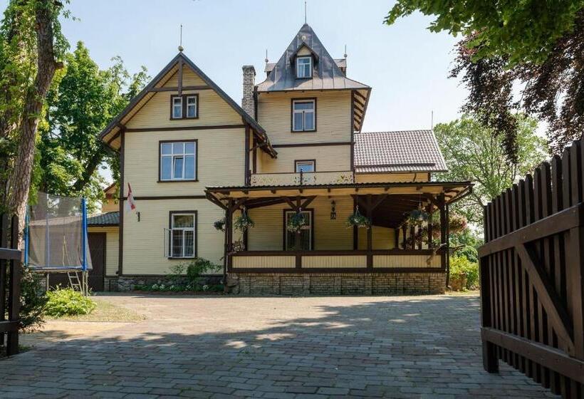 پانسیون Villa Magonīte