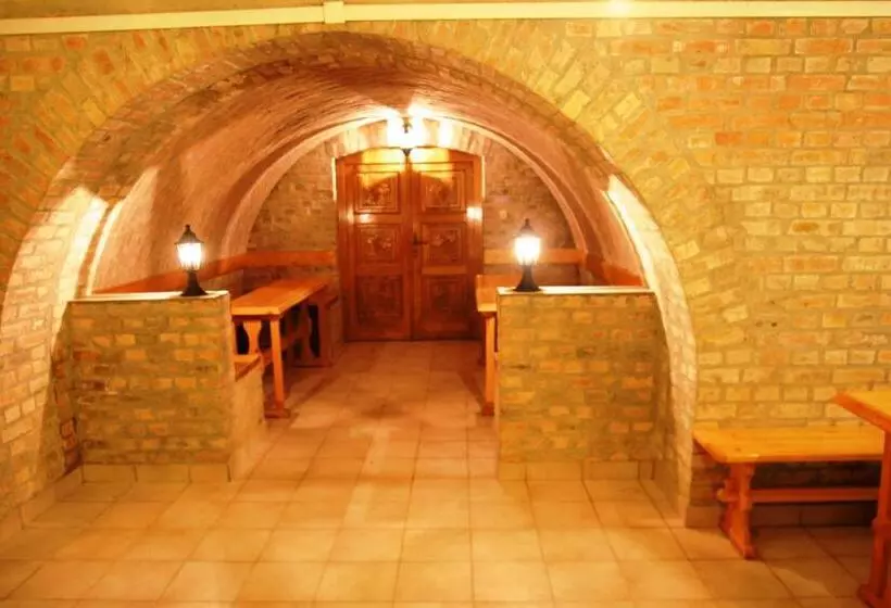 ペンション Villa Teleki