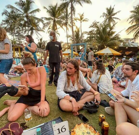 Yoyo Surf Hostel Ahangama