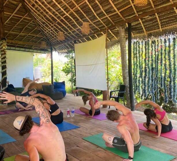 Yoyo Surf Hostel Ahangama