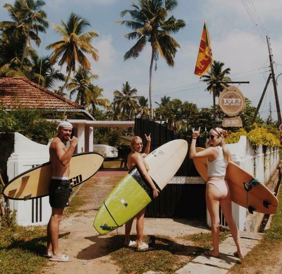 Yoyo Surf Hostel Ahangama