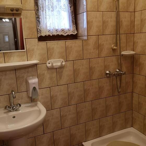 Bed and Breakfast Szűts Panzió